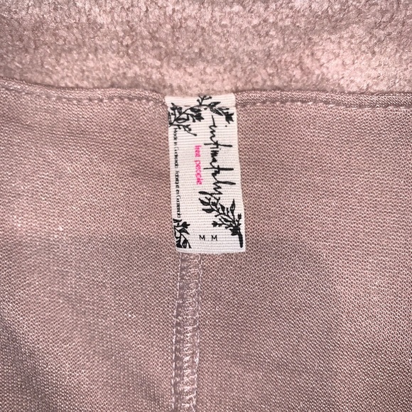 Free People Off the shoulder Nude cozy sweater - Picture 8 of 8